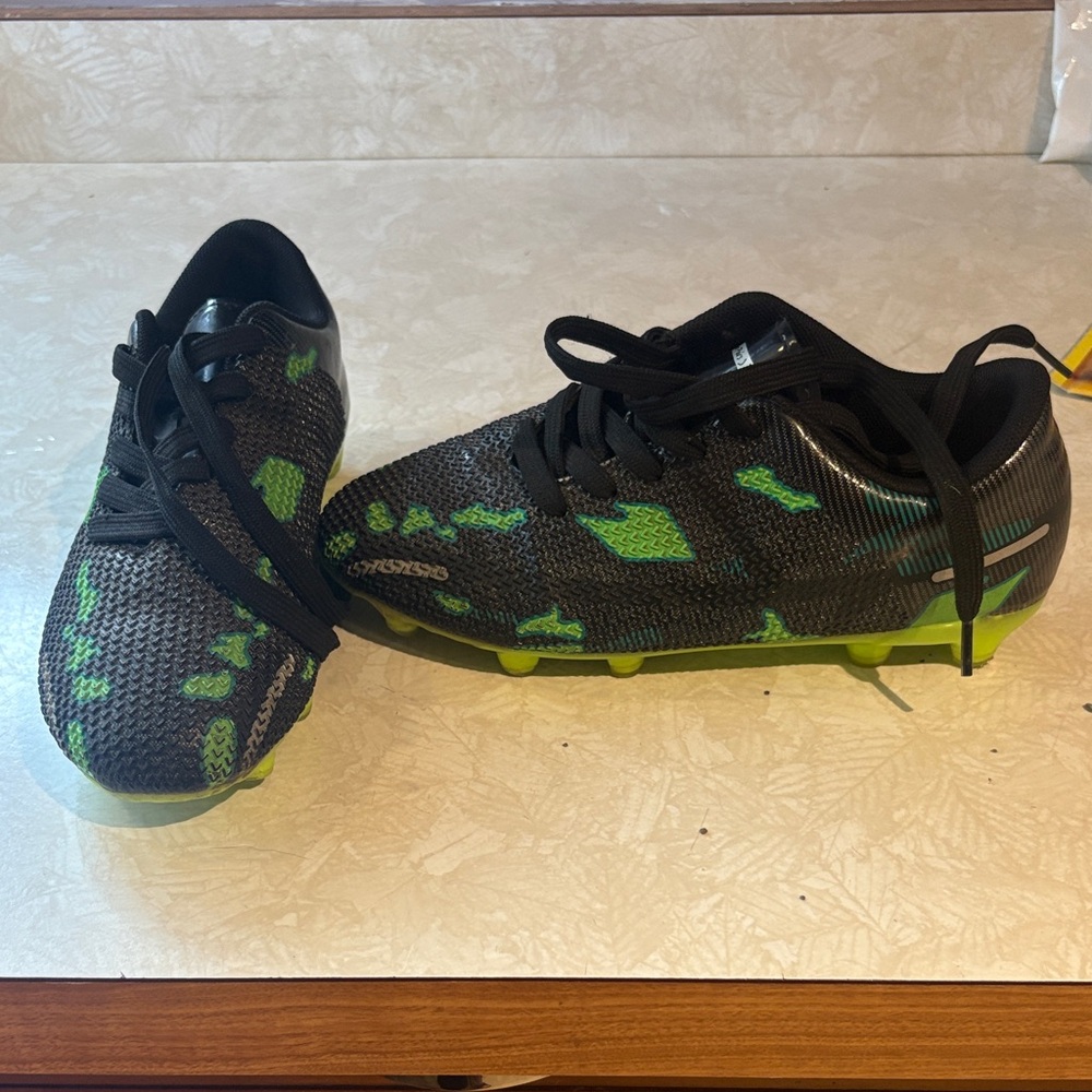 Boys Black and Green Soccer Shoes